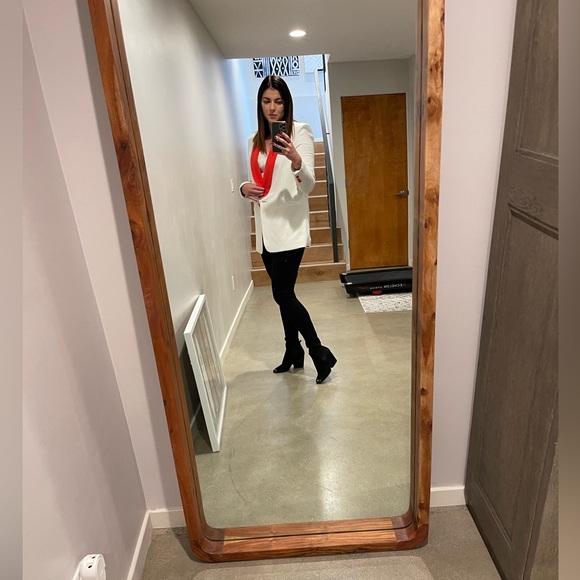 Meet your Posher, Jamie - Picture 3 of 16